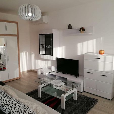 Apartment White Пула Екстер'єр фото
